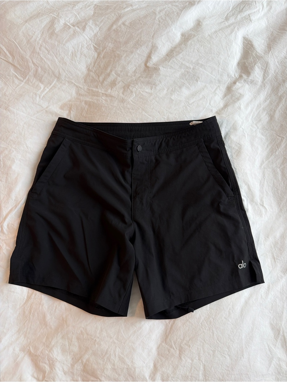 ALO Yoga Black Men’s Athletic Shorts